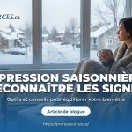Personne à une fenêtre enneigée au Québec, café et couverture; bannière bleue DÉPRESSION SAISONNIÈRE